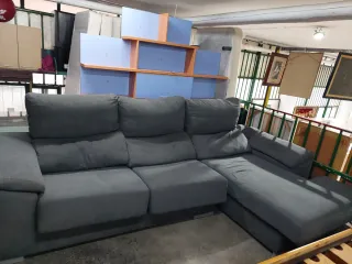 Chaiselongue gris tela