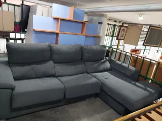 Chaiselongue gris tela