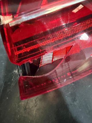 PILOTO TRASERO DERECHO AUDI A4