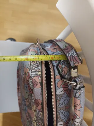 2 Mochilas Desigual y parfois multicolor