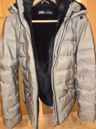 Plumifero Zara Gris con Cinturón