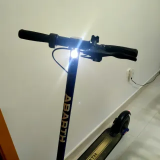 Patinete Eléctrico ABARTH Azul