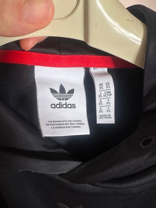 Sudadera Adidas Negra y Roja
