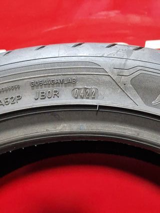 [R. 1927] - 245 40 18 93H NEUMÁTICOS GOODYEAR