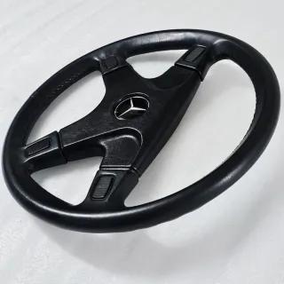 Volante Mercedes AMG Atiwe clasico cuero negro