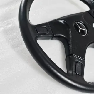 Volante Mercedes AMG Atiwe clasico cuero negro