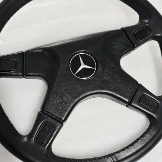Volante Mercedes AMG Atiwe clasico cuero negro