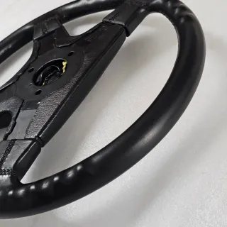 Volante Mercedes AMG Atiwe clasico cuero negro