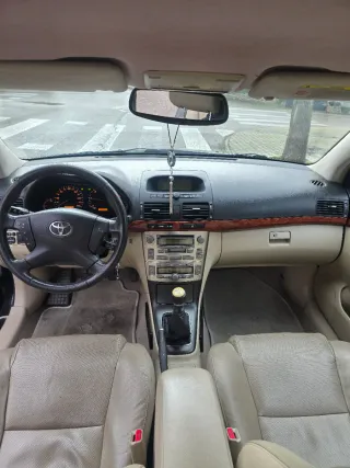 Toyota Avensis 2006
