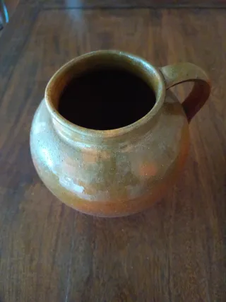 Jarras cerámica antiguas y colador