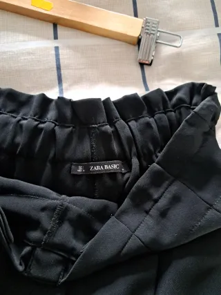 Falda pantalón larga negra con cinturilla elastica