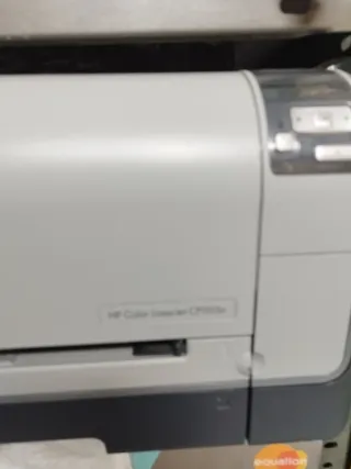 Impresora HP Color LaserJet CP1515n