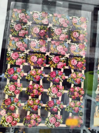 Lámina de cromos troquelados con flores