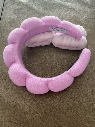 Diadema y 2 puñeras hechas a mano