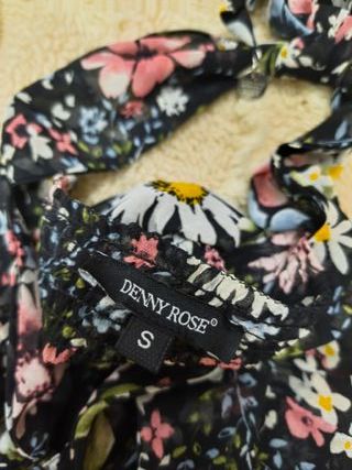 Vestido floral Denny Rose