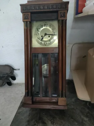 Rellotge paret antic