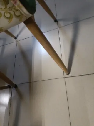 4 Sedie Imbottiate Verdi e Rosa, in Perfette Condizioni