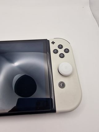 Nintendo Switch OLED 64GB Bianca