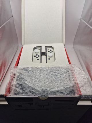 Nintendo Switch OLED 64GB Bianca