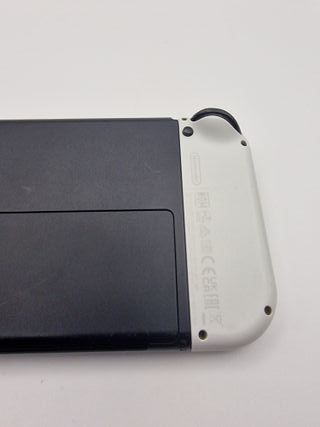 Nintendo Switch OLED 64GB Bianca