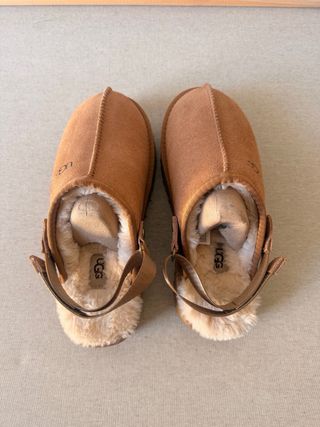 Ugg plataforma talla 39