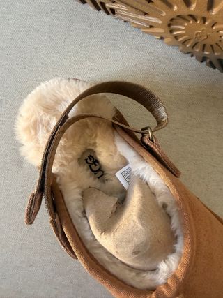 Ugg plataforma talla 39