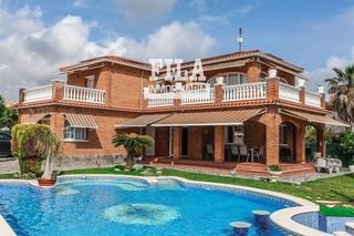 Chalet en venta en Berà Mar - El Francaset en Roda de Barà