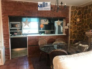 Chalet en venta en Linares