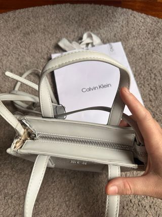 Bolso Calvin Klein Beige/Gris Cocodrilo