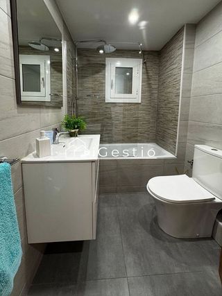 Piso en venta en Can Calders - Mas Lluí - Roses Castellbell en Sant Feliu de Llobregat