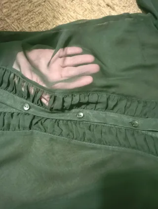 Camicia nera in chiffon con rouches