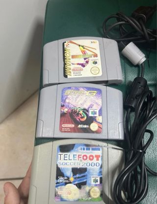 Nintendo 64 Console Bundle con Giochi e Controller