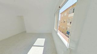 Piso en venta en Zona Mercat en Rubí