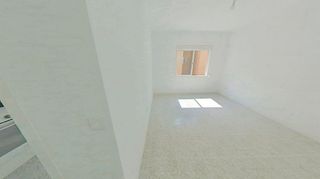 Piso en venta en Zona Mercat en Rubí