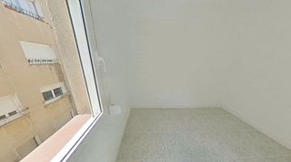 Piso en venta en Zona Mercat en Rubí