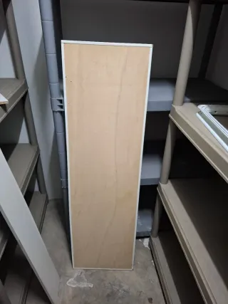 Baldas con escuadra madera y plástico.