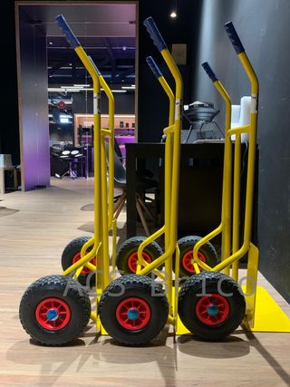 Carretilla Almacén Rueda Neumática 300 Kg