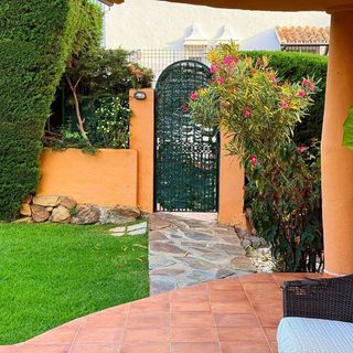 Piso en venta en El Faro de Calaburra - Chaparral en Mijas