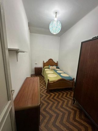 Edificio en venta en Flores de Sil - La Placa en Ponferrada