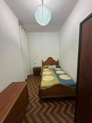 Edificio en venta en Flores de Sil - La Placa en Ponferrada