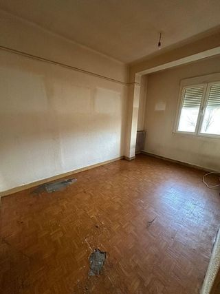 Edificio en venta en Flores de Sil - La Placa en Ponferrada