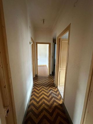 Edificio en venta en Flores de Sil - La Placa en Ponferrada