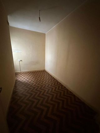 Edificio en venta en Flores de Sil - La Placa en Ponferrada