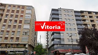Piso en venta en Coronación en Vitoria-Gasteiz