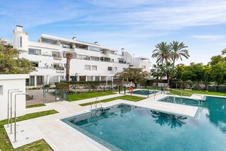 Dúplex en venta en Calahonda en Mijas