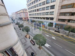 Piso en venta en Plaza España - Villa Pilar - Reyes Católicos - Vadillos en Burgos