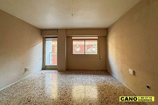 Piso en venta en Plaza de Toros - Santa Rita en Almería