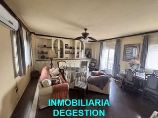 Dúplex en venta en Linares