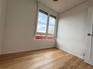 Piso en venta en Numancia - San Fernando en Santander