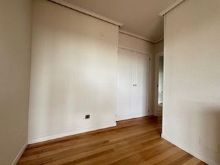 Piso en venta en Numancia - San Fernando en Santander